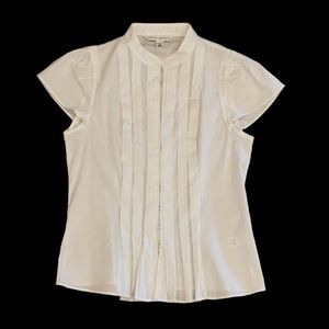 👚NWOT Banana Republic pintuck button up stretch short sleeve blouse XS